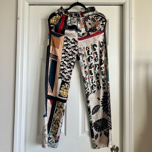 Zara patch pants - Picture 2 of 2